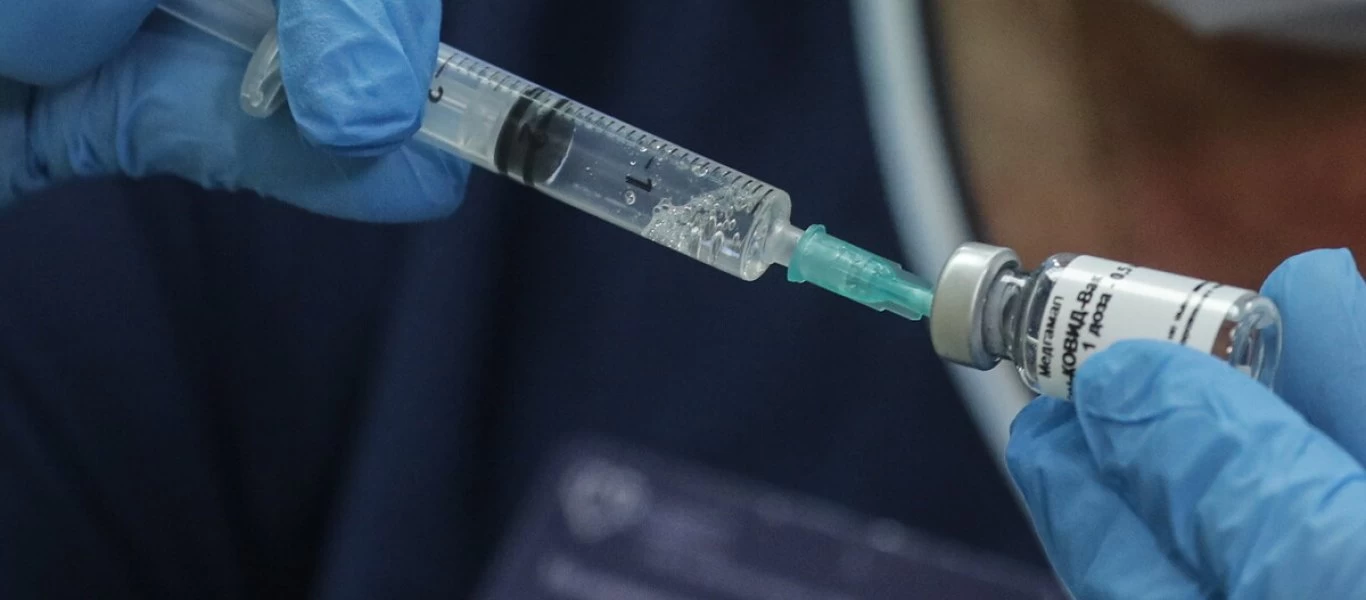 Νέα έρευνα: Το εμβόλιο κατά της γρίπης μειώνει τον κίνδυνο μόλυνσης από κορωνοϊό